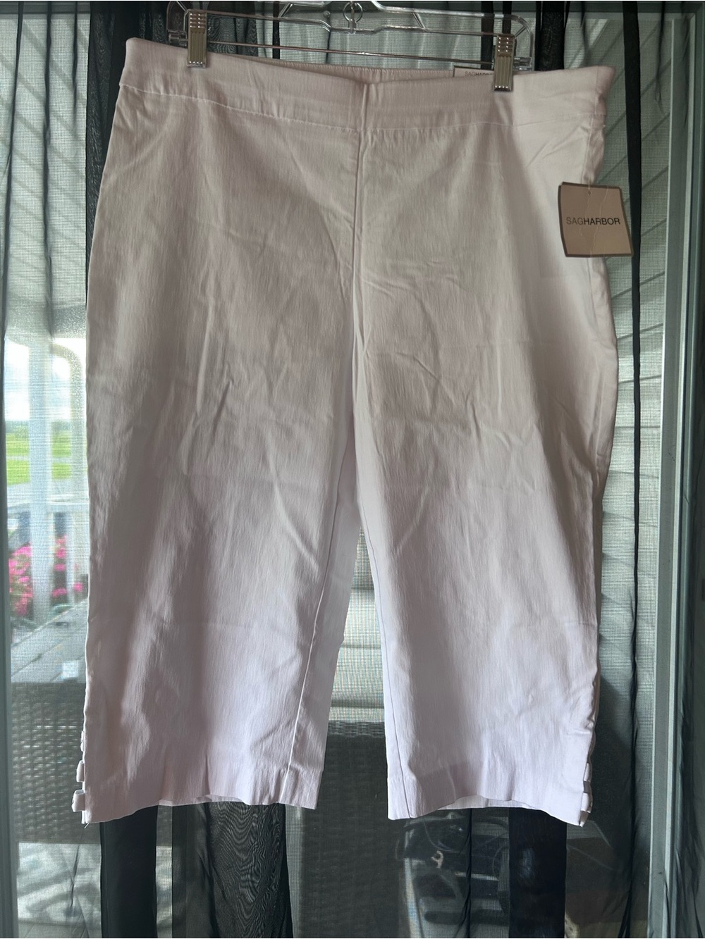 Sag harbor Pull On Dressy Carpis White Size 14 NWT No Pockets Nice Leg Design
